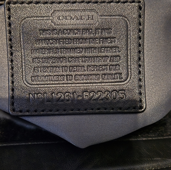 Coach Kristen Double Zip Signature Satchel - Picture 12 of 12